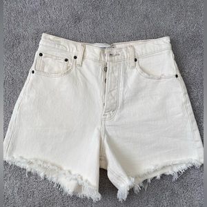 Abercrombie high rise dad shorts